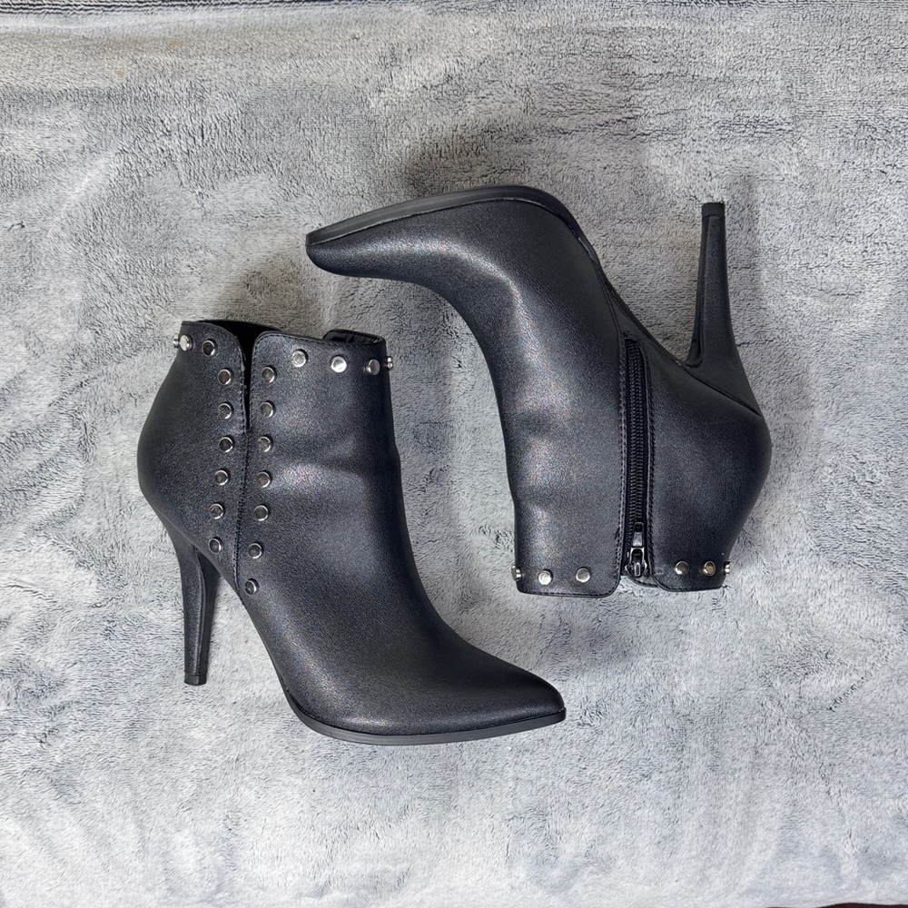 Fergalicious by Fergie “Captain” Studded Ankle Booties - Black - Size 7 - EUC - Picture 15 of 15